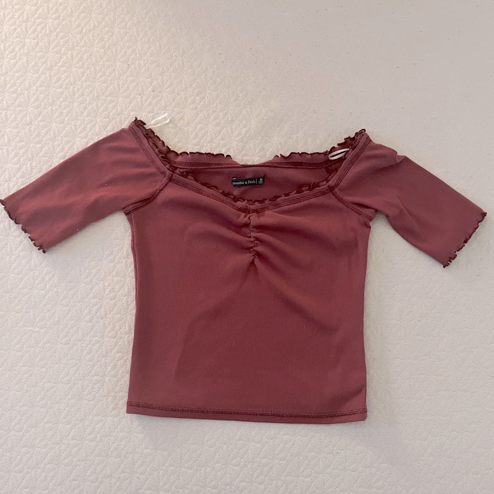 Abercrombie Off-Shoulder Cinched Tee